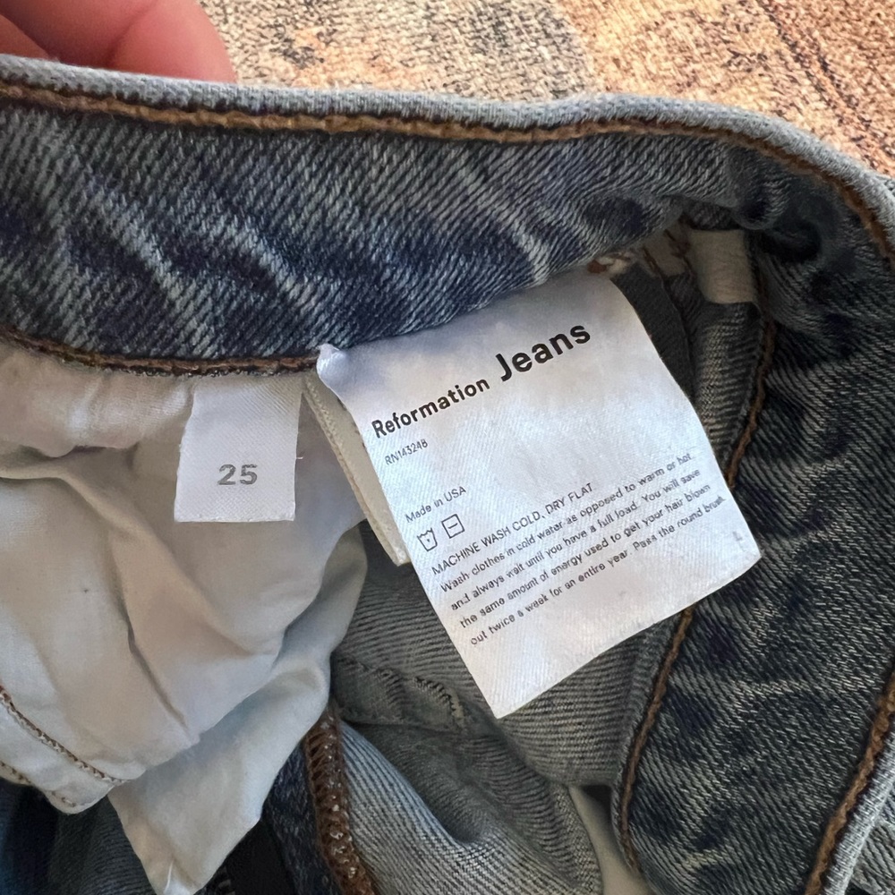 REFORMATION DENIM - Picture 3 of 3